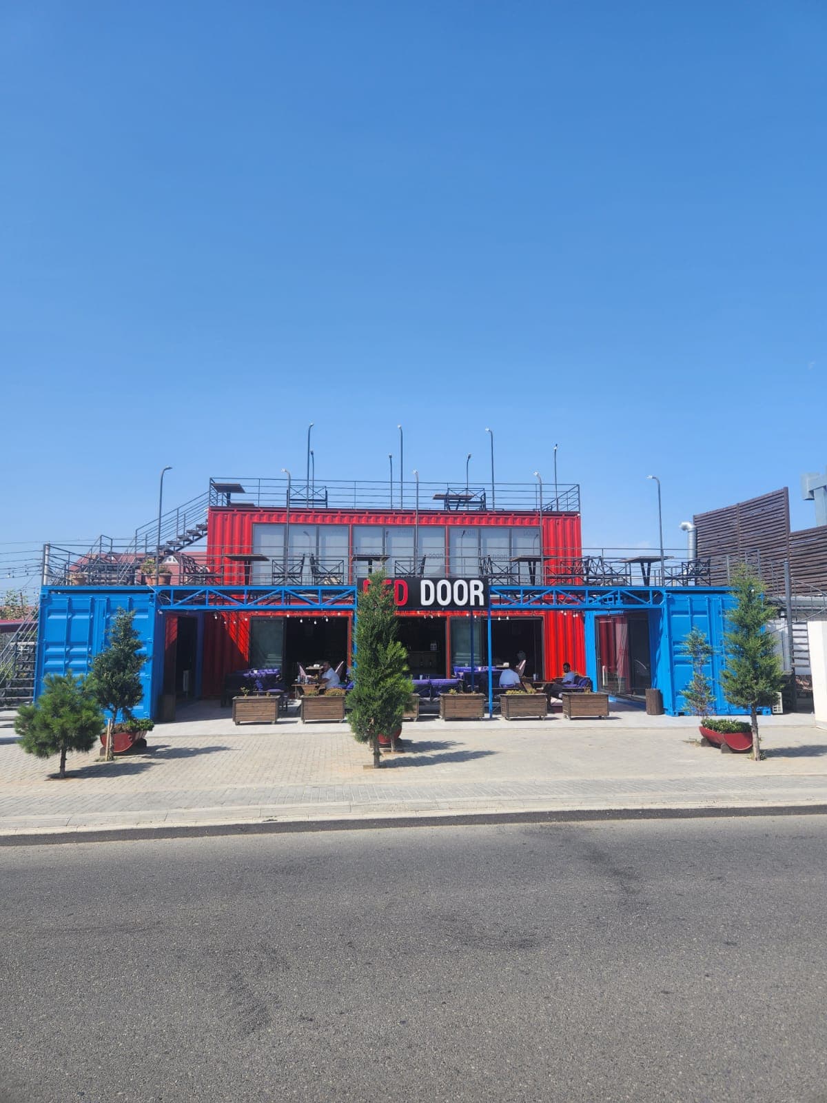 REDDOR RESTAURANT